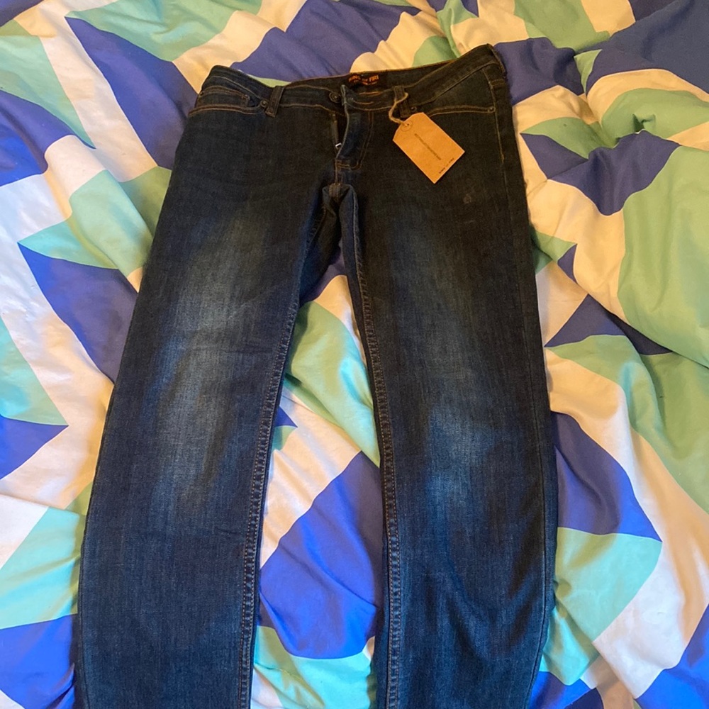 Mens denim jeans - W32 L30. Skinny fit.